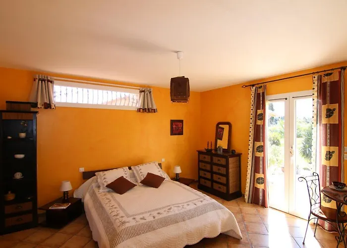 Bed & Breakfast Mas Uranie